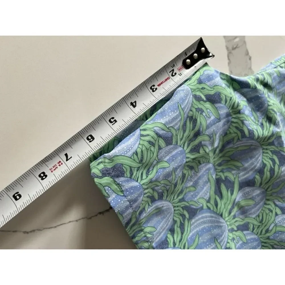 Vineyard Vines Youth Boys Chappy 7” Swim Trunks and Sz Xl (18)